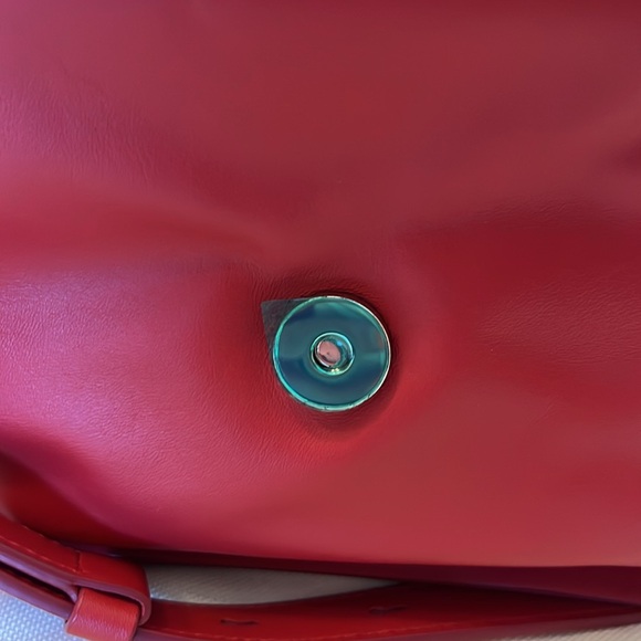 NWT SALVATORE FERRAGAMO VIVA BOW CALFSKIN LEATHER BAG. - Picture 7 of 11